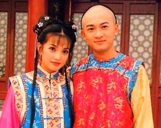 祥龙纳福:乾隆骑在小燕子身上的奥秘